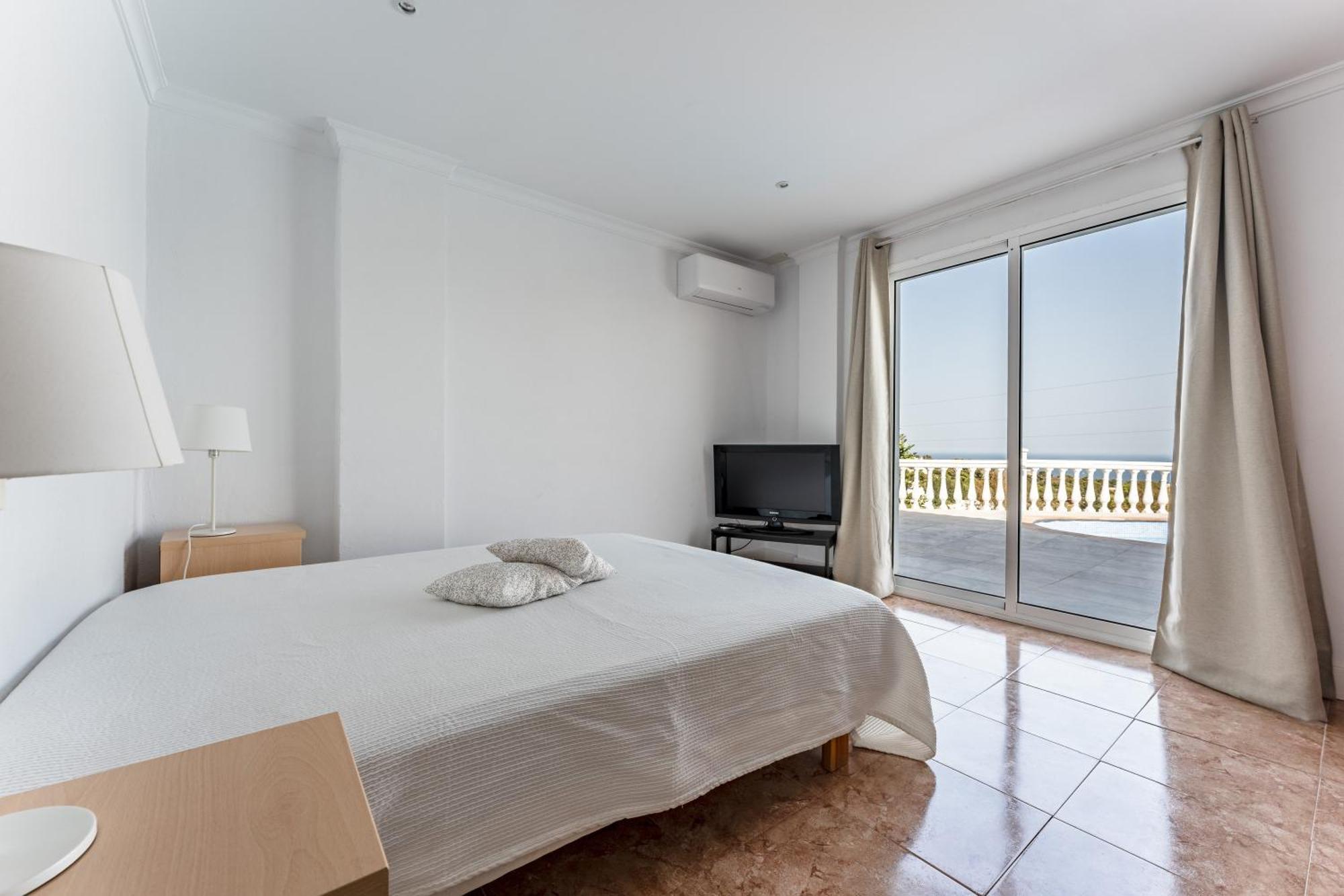 Roble Benalmádena
